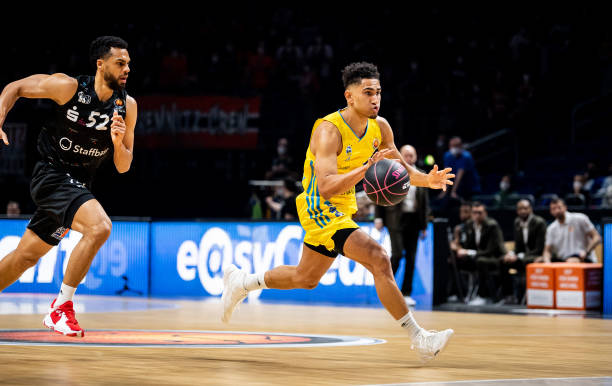 则借助莫德 则借助莫德